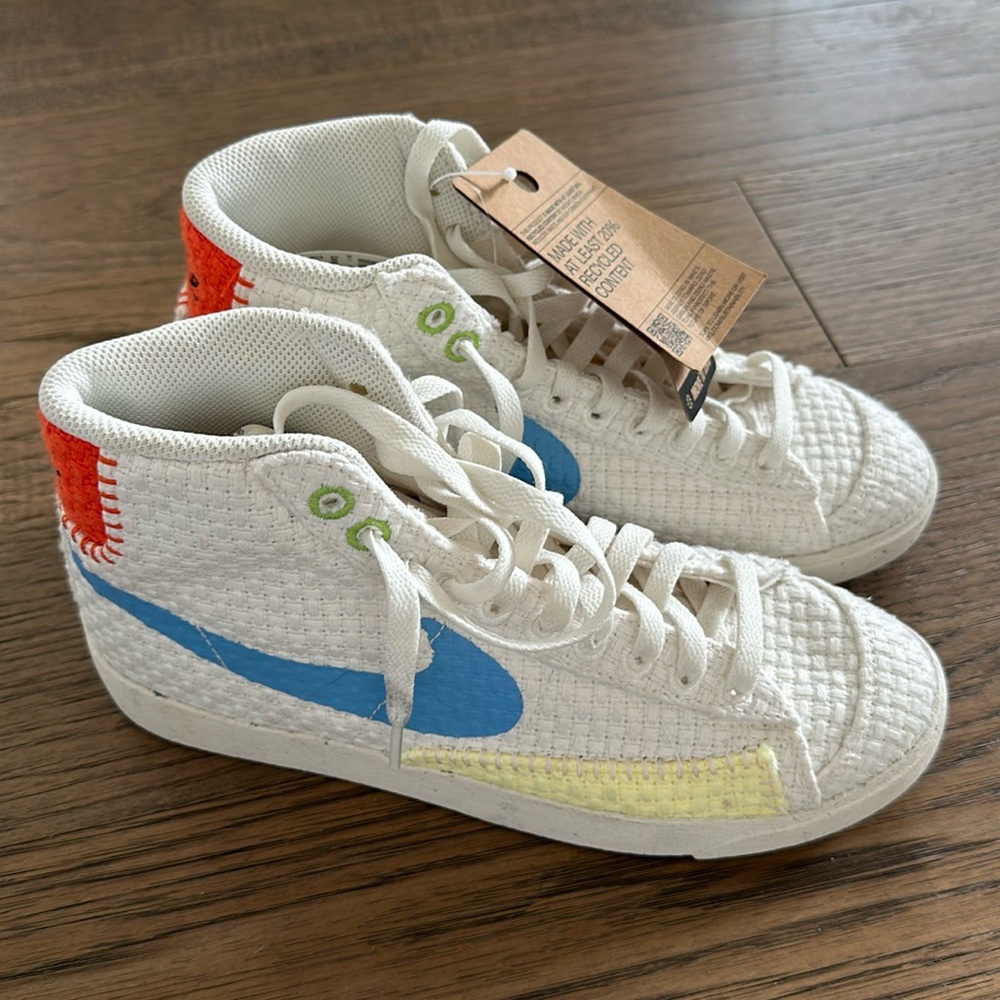 NWT Nike Hemp Blazers